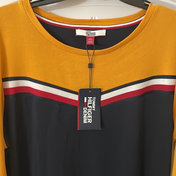 Tommy Hilfiger Black and Gold Long Sleeve Dress - Picture 3 of 12